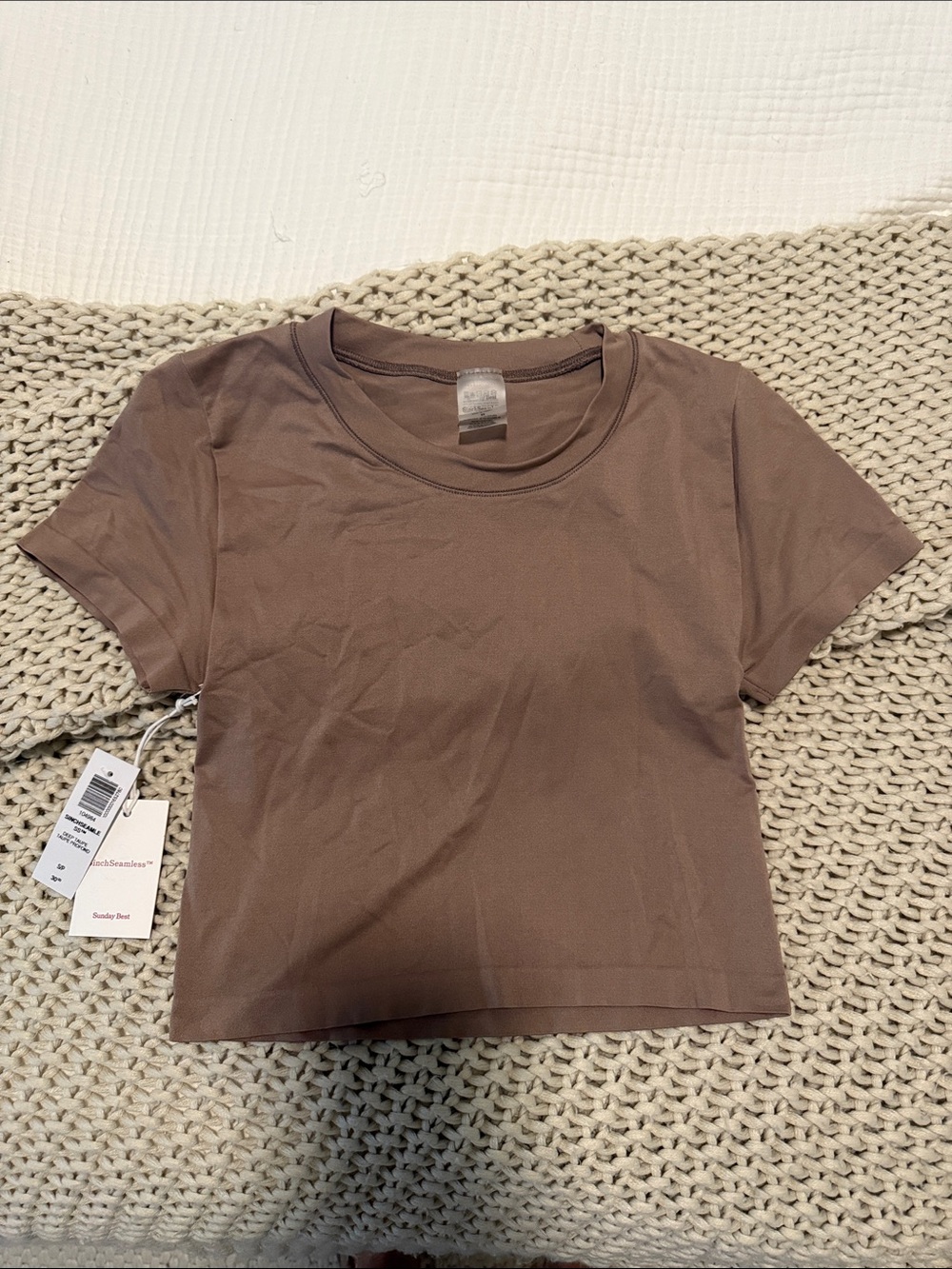 Aritzia Seamless Crew Neck Cropped Tshirt